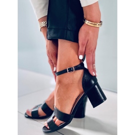 Nabila Svarta högklackade sandaler 2