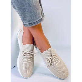 Bello Beige strumpor sportskor 2