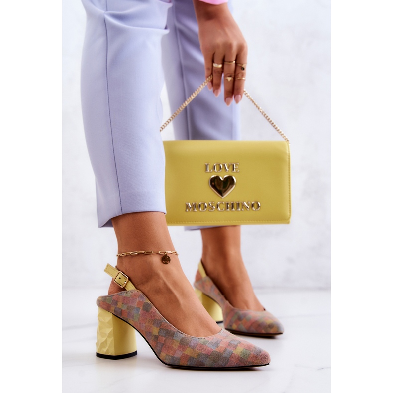 Mocka Pumps On A Post Maciejka 05427-39 Multicolor mångfärgad gul 2
