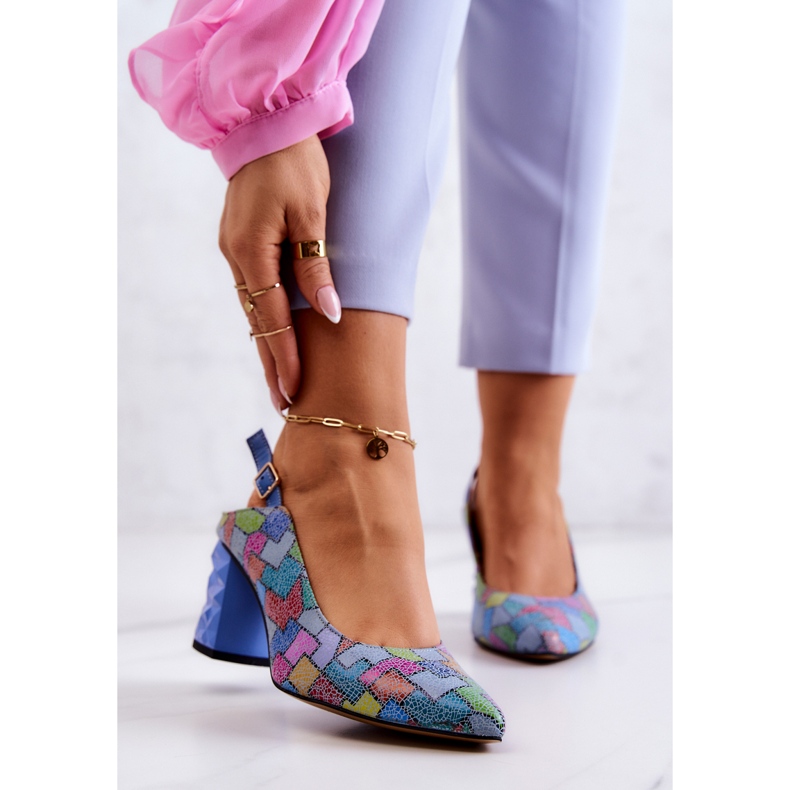 Läderpumpar på en stång Maciejka 05427-06 Flerfärgad blå 1