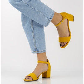 Filippo DS787 / 20 Yl Gula sandaler 1