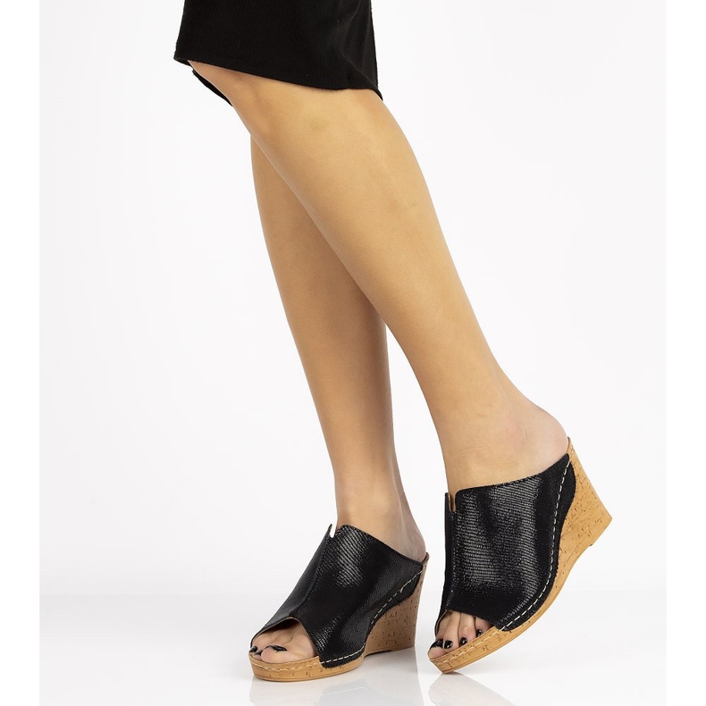 Skinntofflor Filippo DK786 / 20 Bk svarta 1