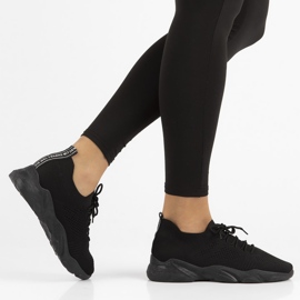Damsneakers Filippo DTN2184 / 21 Bk svarta 1