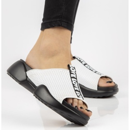 Skinntofflor Filippo DK2168 / 21 Wh vita 1