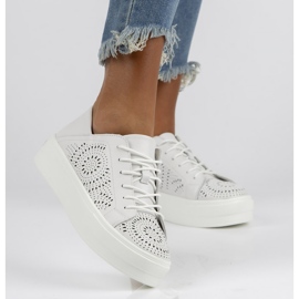 Läderskor FILIPPO DP3529 / 22 Wh vita 1