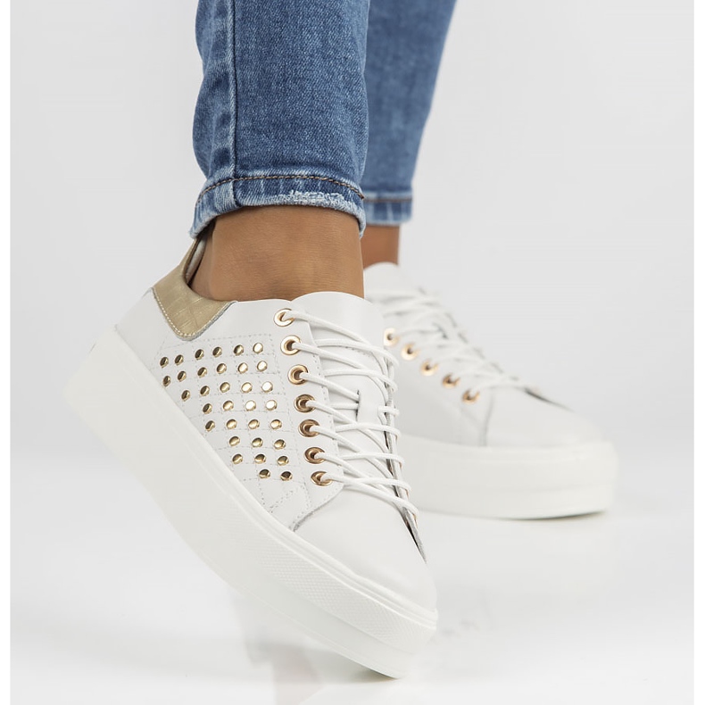 Läderskor FILIPPO DP3531 / 22 Wh vita gyllene 1