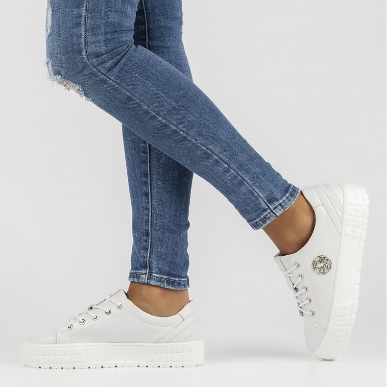 Lädersneakers FILIPPO DP3528 / 22 Wh vita 1