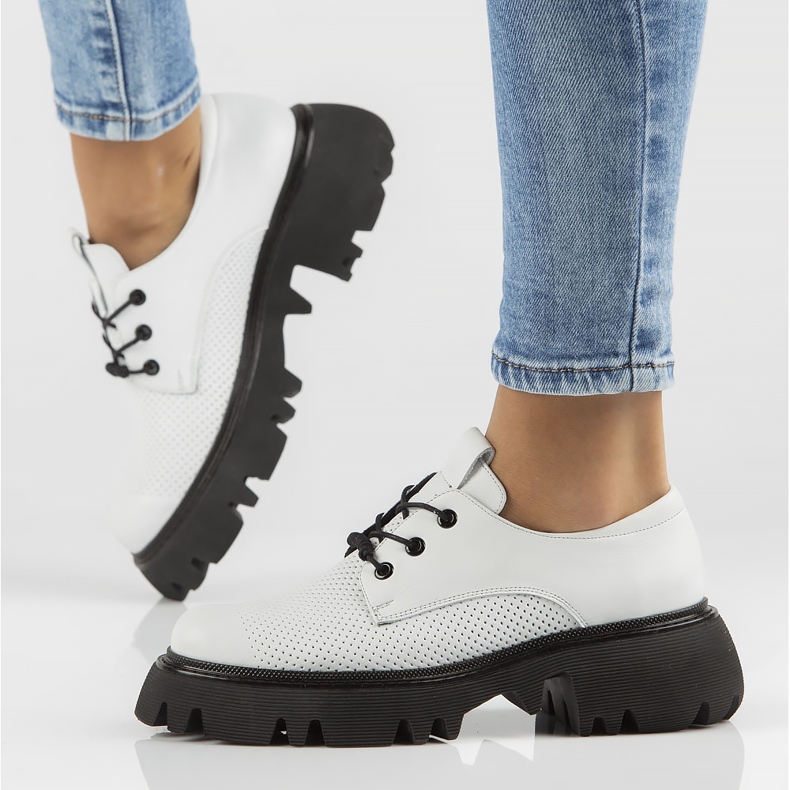 Läderskor Filippo DP3909 / 22 Wh vita 1