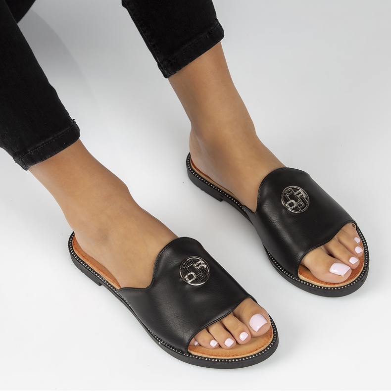 Filippo DK3668 / 22 Bk svarta tofflor 2