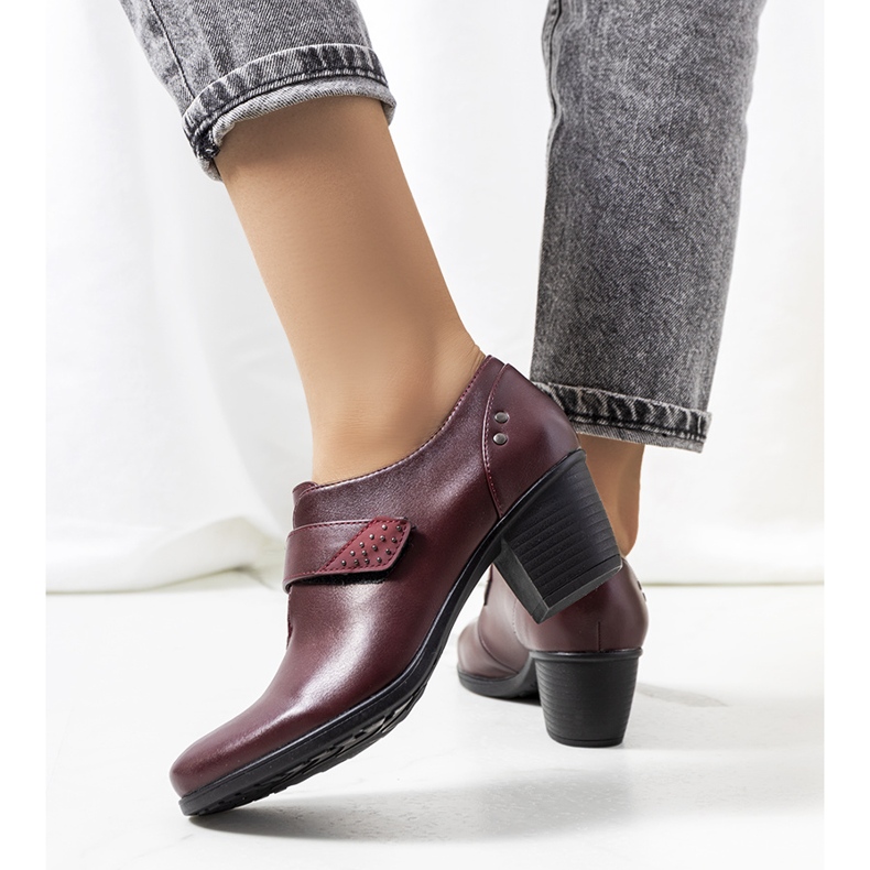 Rödbruna brogues på Belia-posten mångfärgad 1