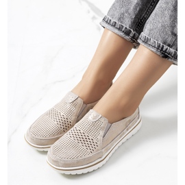 Wiggen skor i beige läder gyllene 1