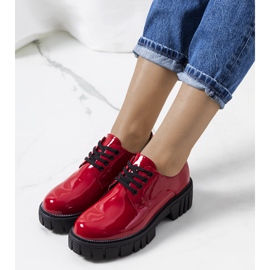 Rödlackade skor från Eileen 1