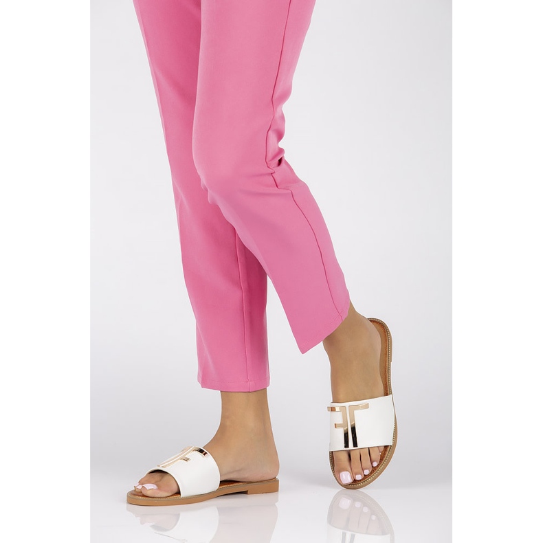 Filippo DK2103 / 22 Wh vita tofflor 1