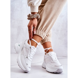 PG1 Glänsande sportskor för kvinnor på en kil, vit aktivitet silver- 2