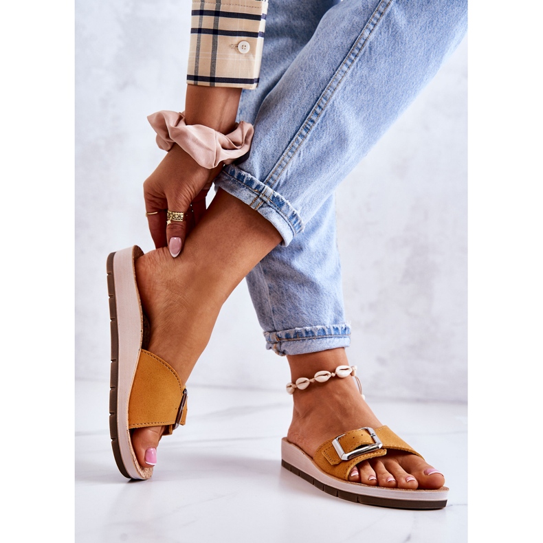 Fashionabla damtofflor med spänne Inblu CP000031 Gul 2