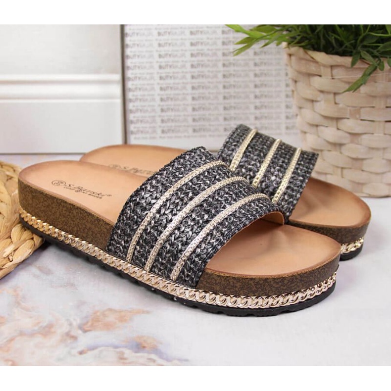 Svarta plattformstofflor W S. Barski 2