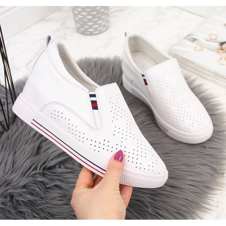 Lädersneakers med vita genombrutna kilar W Filippo 1