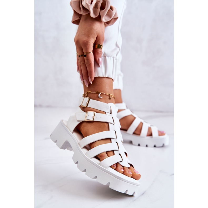 PS1 Lädersandaler Med Remsor Vit Minorite 1