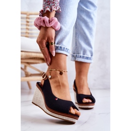 PS1 Bekväma sandaler för kvinnor med spänne, svarta thallas 1