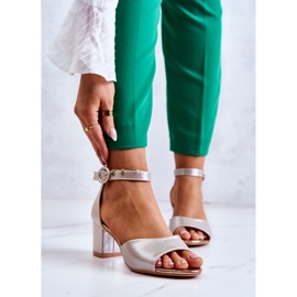 Högklackade skinnsandaler Vinceza 22-20100 Gyllene 1