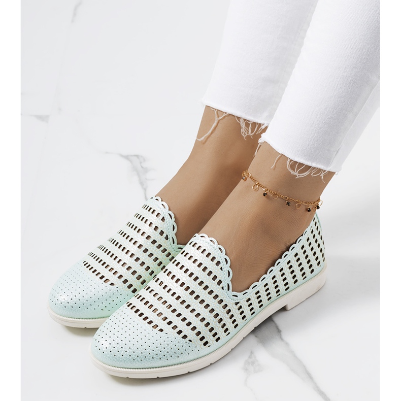 Naja gröna genombrutna loafers för dam 1