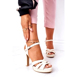 PW1 Eleganta sandaler på en bar Beige Anastasia 2