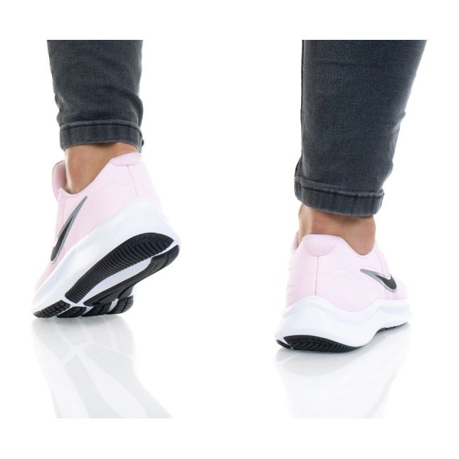 NIke Star Runner 3 (GS) W DA2776-601 skor rosa 2