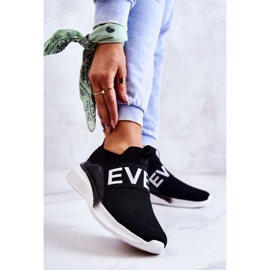 Vinceza Sportskor för kvinnor, Slip-on Svart Lorane 1