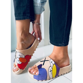 Tofflor med ett färgglatt Clancy Khaki-tryck kaki mångfärgad 1