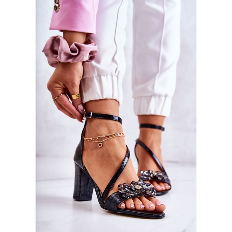 PA2 Lädersandaler för kvinnor med kristaller Svart Ramona 1