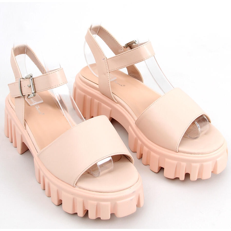 Dianne Beige sandaler med hög sula 2