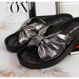 Skinntofflor på kilen T.Sokolski W SCA162B silver silver- 2