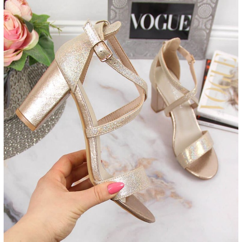 Guld Filippo W PAW355B sandaler på stolpen gyllene 1