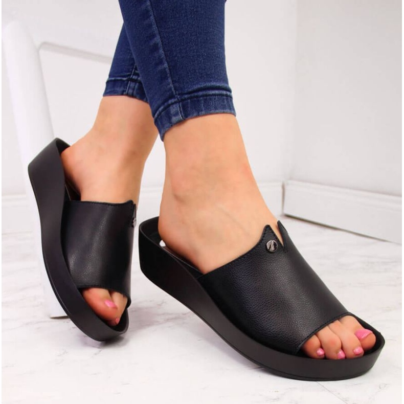 Plattofflor i läder Filippo W PAW199A svarta 2