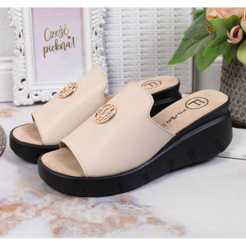 Skinntofflor på kilen Filippo W PAW362B beige 2