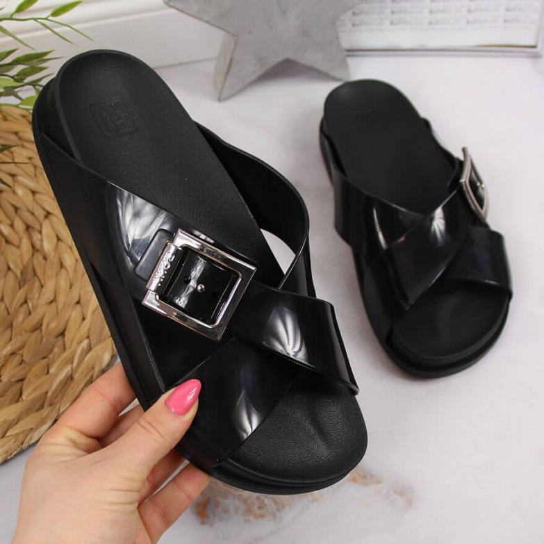 Meliski Zaxy JJ285055 svarta strandtofflor 1