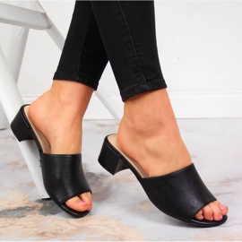 Tofflor på blocket Sergio Leone W SK375A svart 2