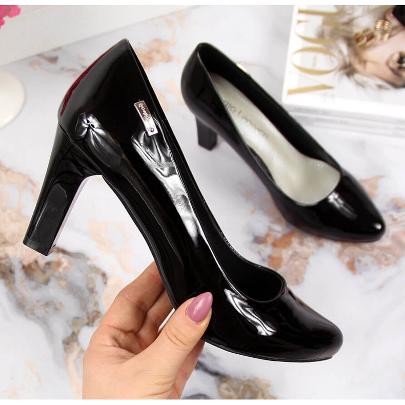 Svarta pumps, lackerad stolpe av Sergio Leone 2