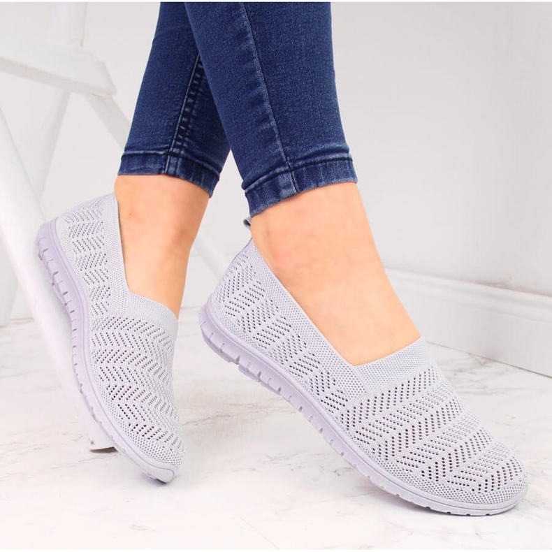 Genombrutna sneakers för kvinnor glider på grå Filippo 1