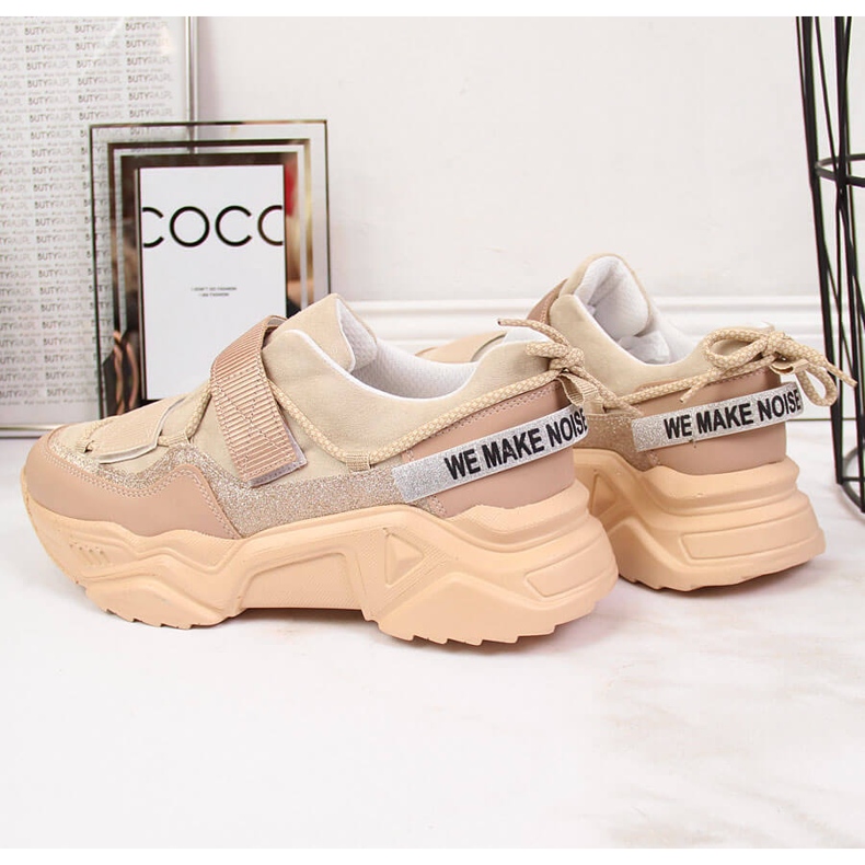 Sneakers på en tjock sula kardborrebeige Navy Dot 2