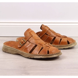 Bekväma bruna lädertofflor för män Łukbut 962 1