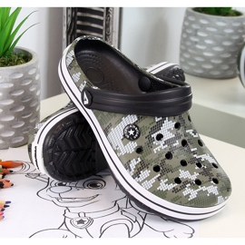 American Club khaki foam tofflor för pojkar kaki 1