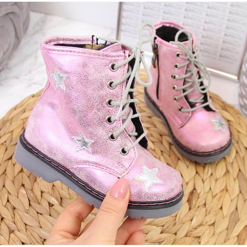 Rosa isolerade flickstövlar Kornecki 6216 1