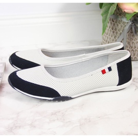 Genombrutna vita och marinblå Filippo ballerinor för kvinnor 1