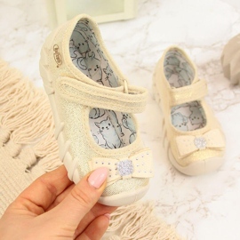 Ballerinas flickor beige kardborre tofflor med en Befado rosett 1