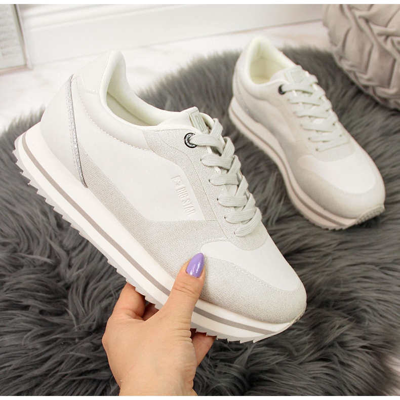 Damsportskor på den vita plattformen Big Star II274216 2