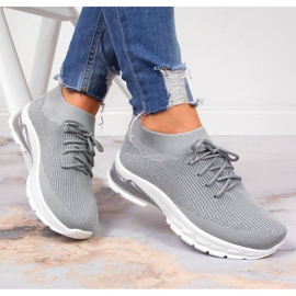 Damsportskor grå strumpor Potocki 1