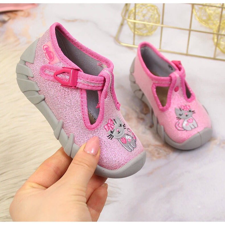 Tjejtofflor för dagis rosa och grå Befado 1