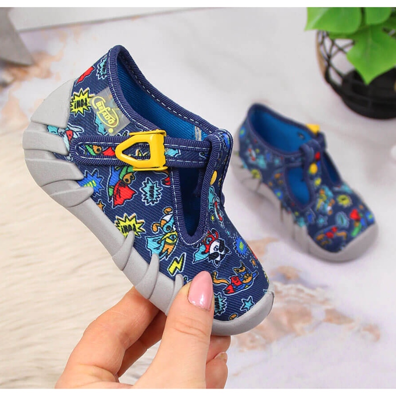 Pojktofflor för dagis, marinblå och grå Befado 1