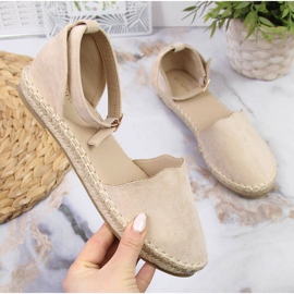 Beige espadrilles damsandaler eVento 1